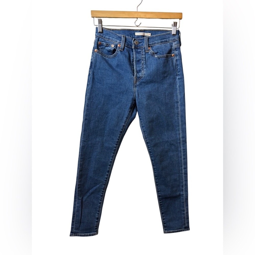 Levi’s | wedgie skinny denim blue jeans 26 button fly